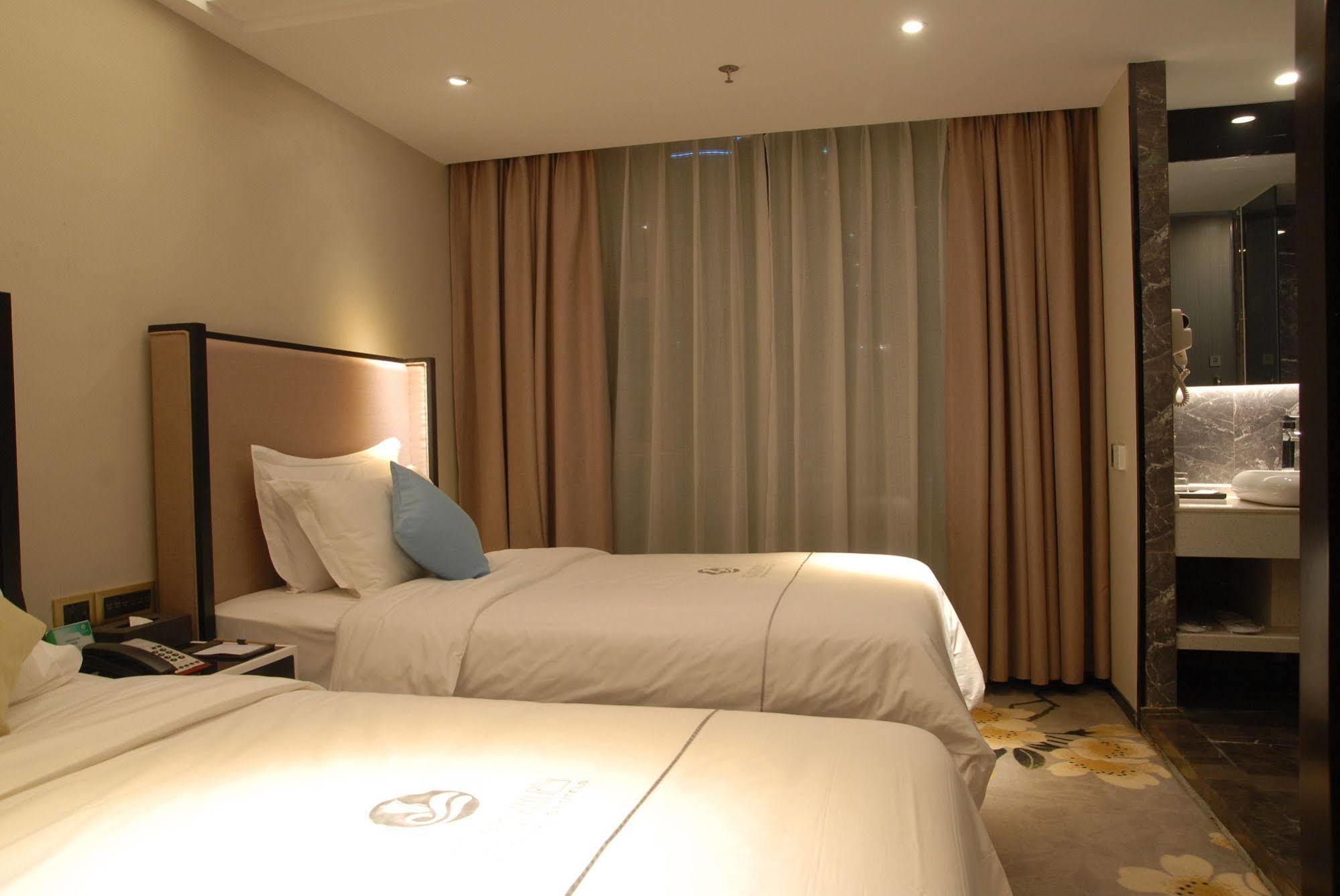 Insail Hotels Zhujiang New Town Jinan University Branch Guangzhou Eksteriør bilde