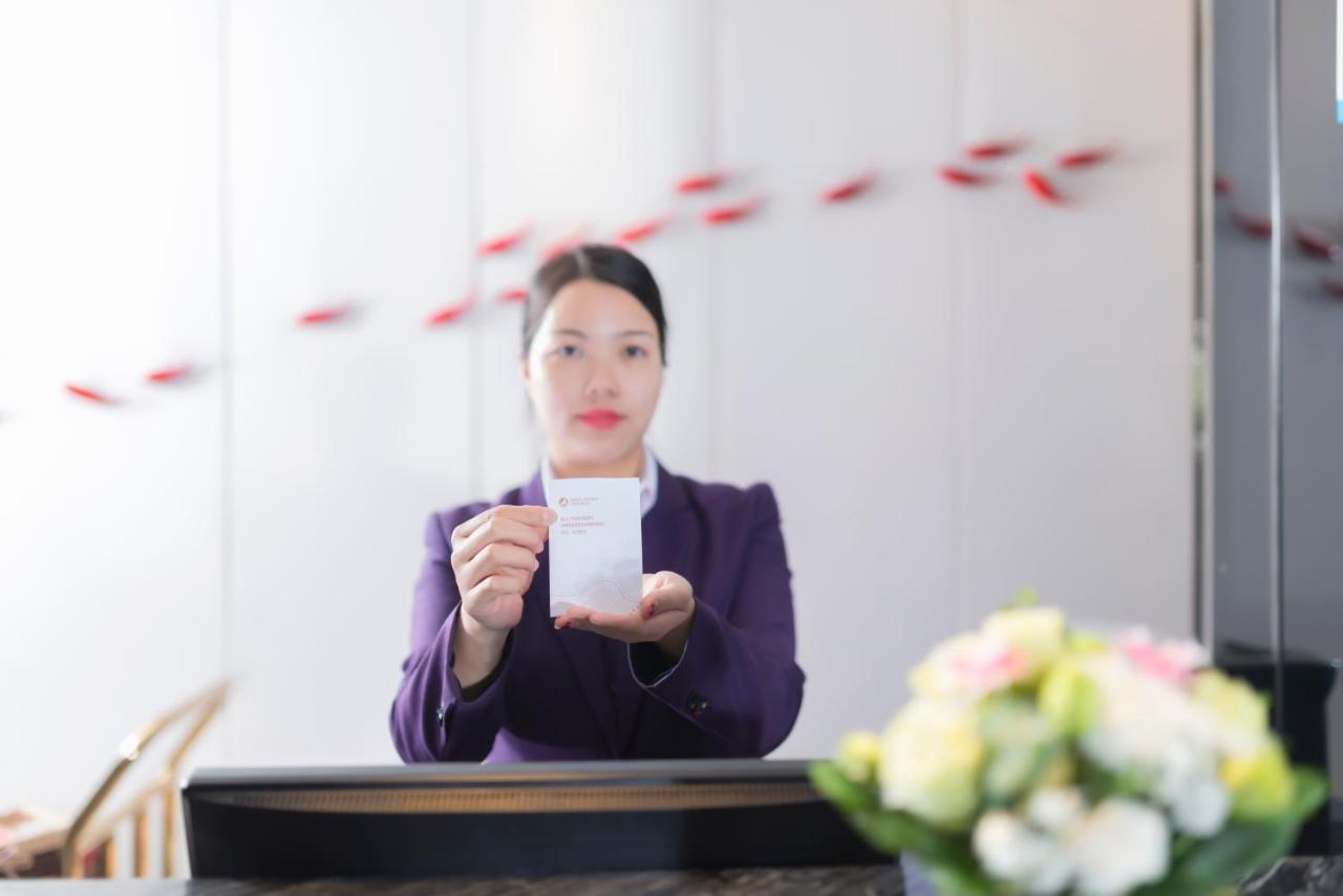 Insail Hotels Zhujiang New Town Jinan University Branch Guangzhou Eksteriør bilde